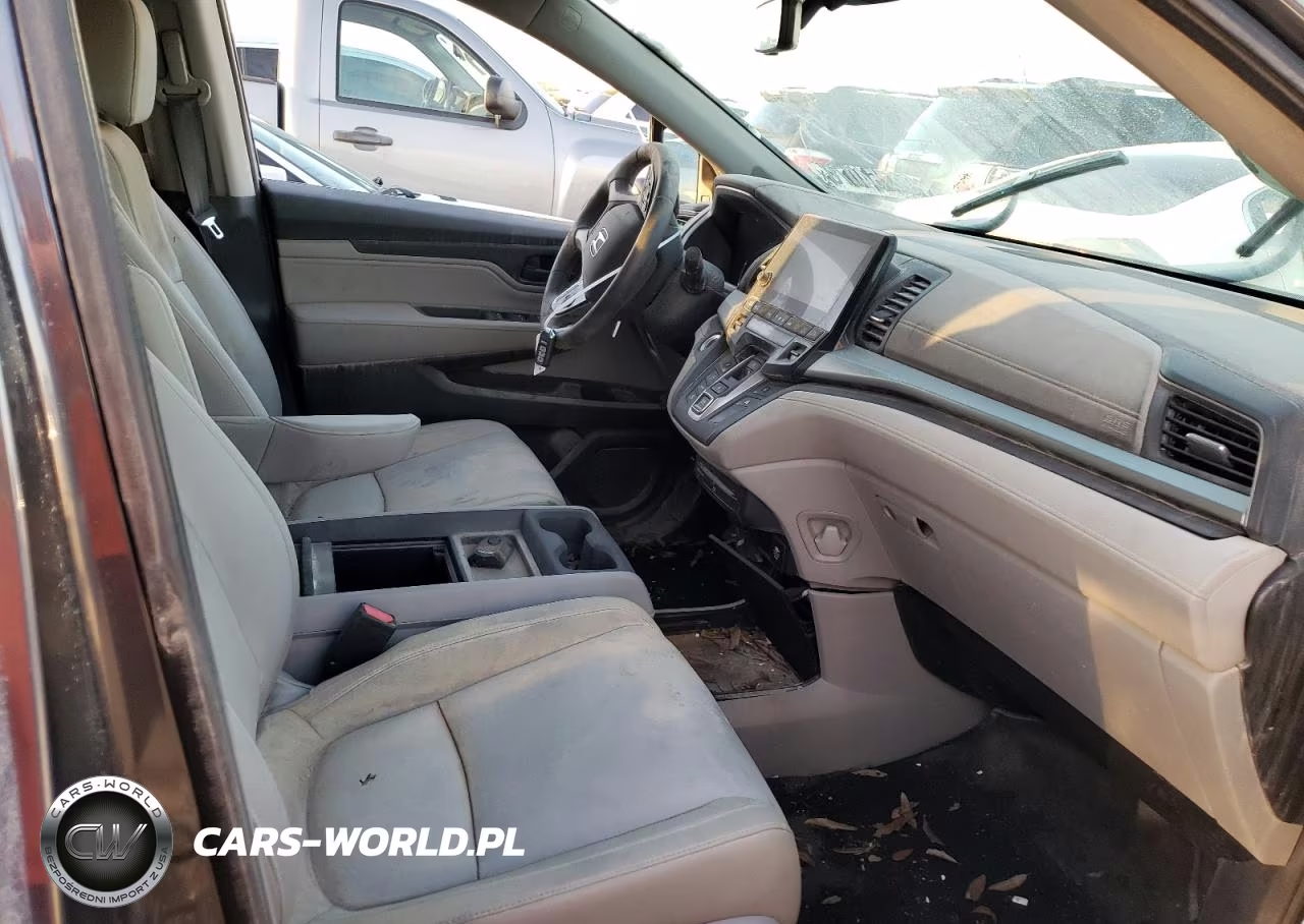 2018 Honda Odyssey VIN:5FNRL6H89JB006264 - 5