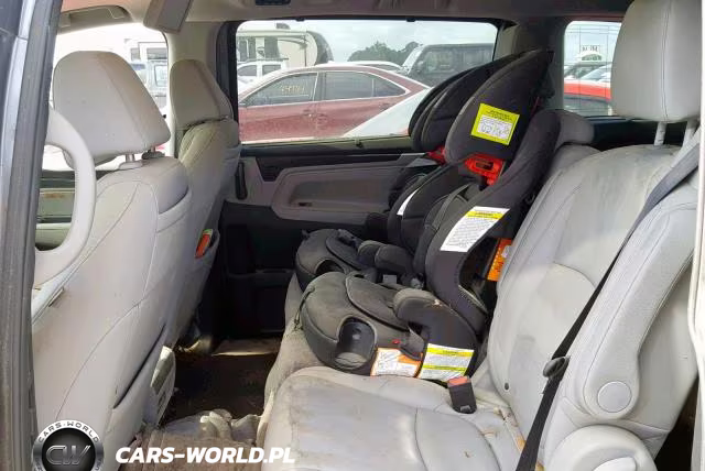 2018 Honda Odyssey VIN:5FNRL6H89JB006264 - 6