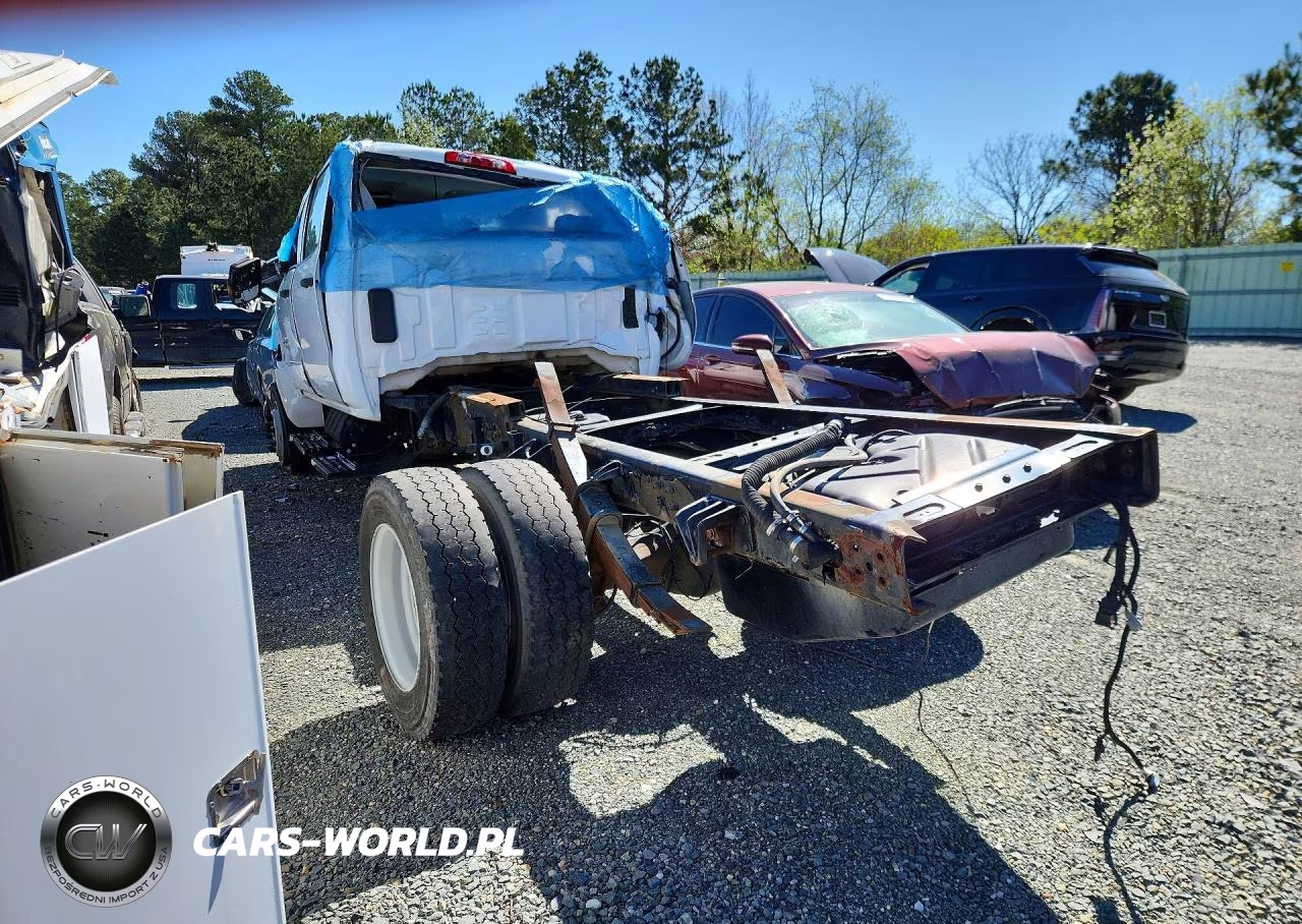 2020 Chevrolet Silverado Medium Duty VIN:1HTKJPVKXLH255935 - 2
