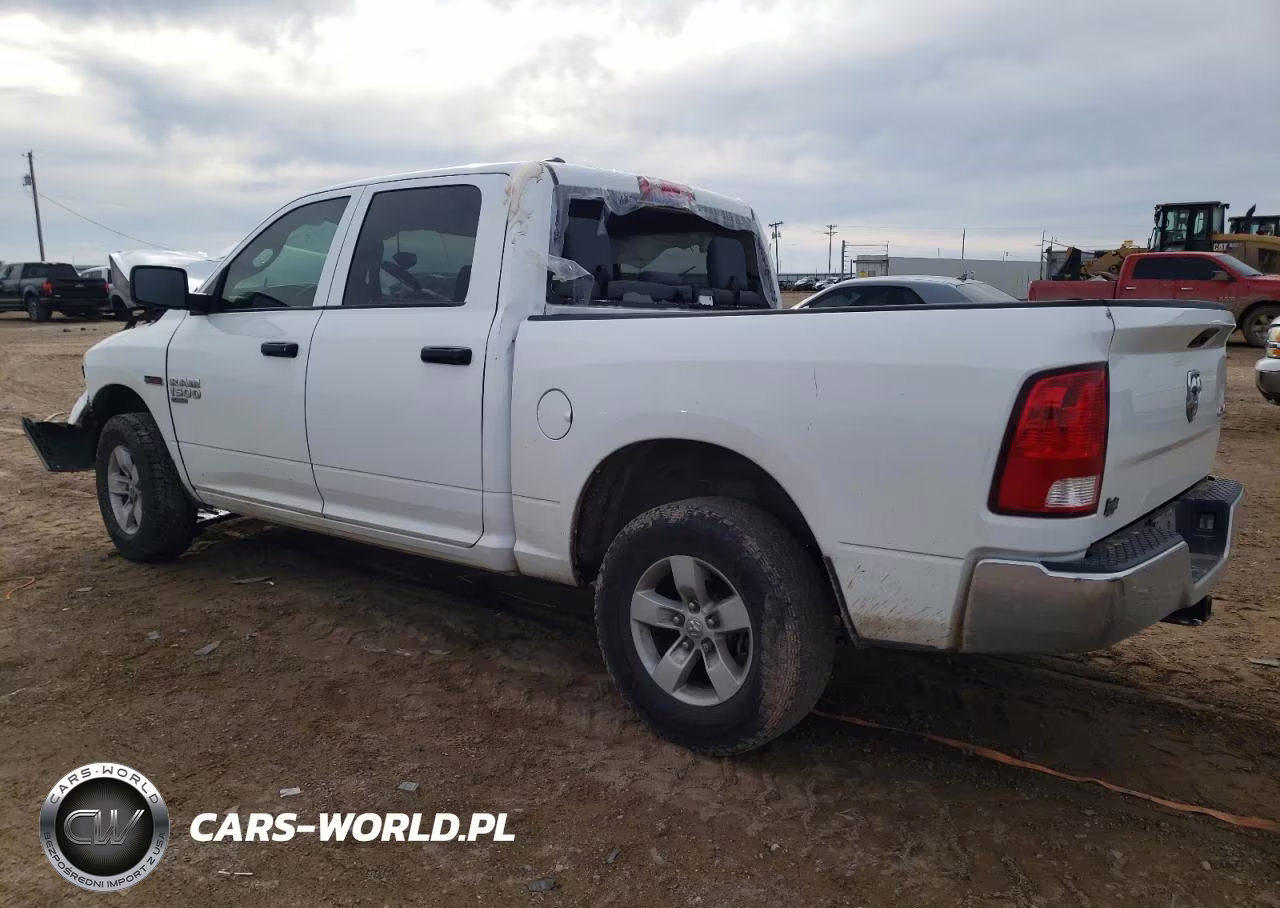 2019 Ram 1500 Classic Tradesman VIN:1C6RR7KM7KS704037 - 2