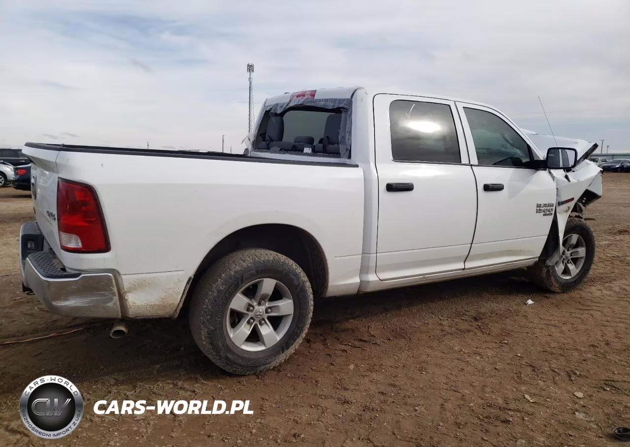 2019 Ram 1500 Classic Tradesman VIN:1C6RR7KM7KS704037 - 3