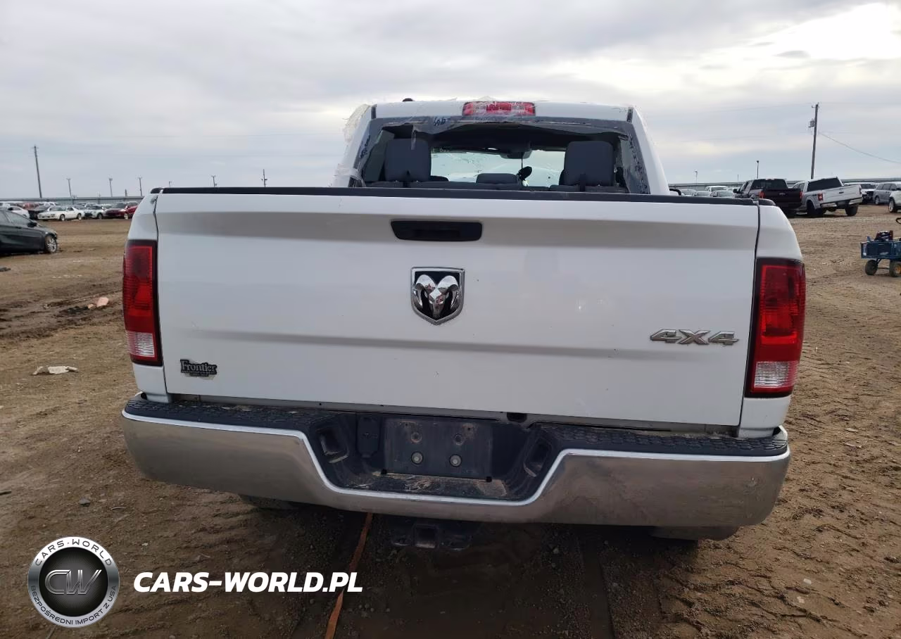 2019 Ram 1500 Classic Tradesman VIN:1C6RR7KM7KS704037 - 6