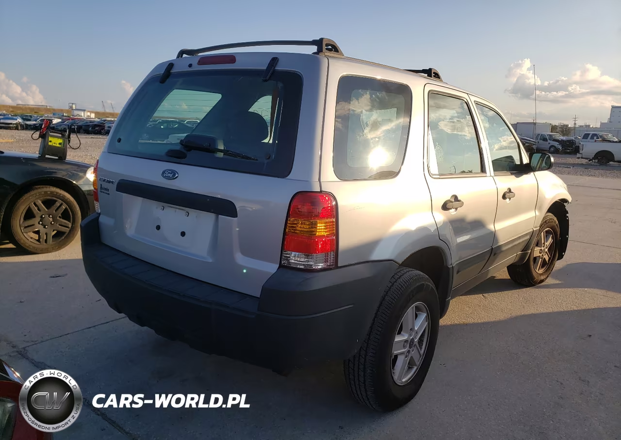FORD ESCAPE XLS VIN:1FMYU02Z75KB13387 - 4