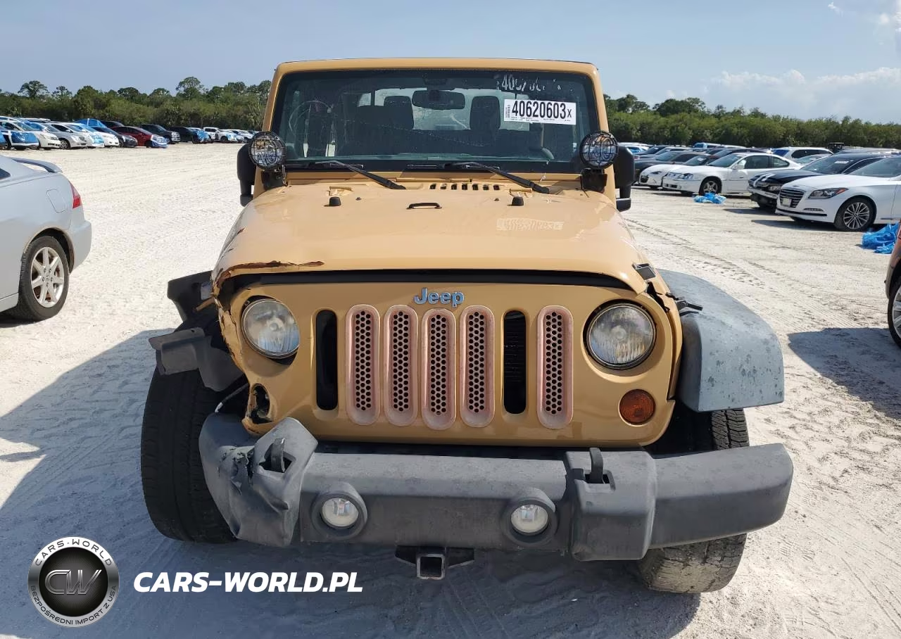 2013 Jeep Wrangler Sport VIN:1C4AJWAG4DL631564 - 5