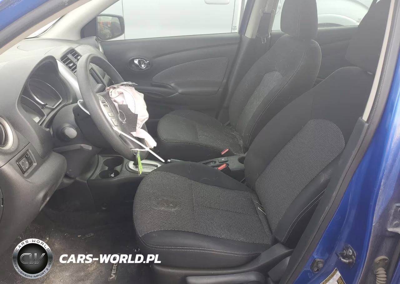 2015 Nissan Versa S VIN:3N1CN7AP5FL847582 - 7