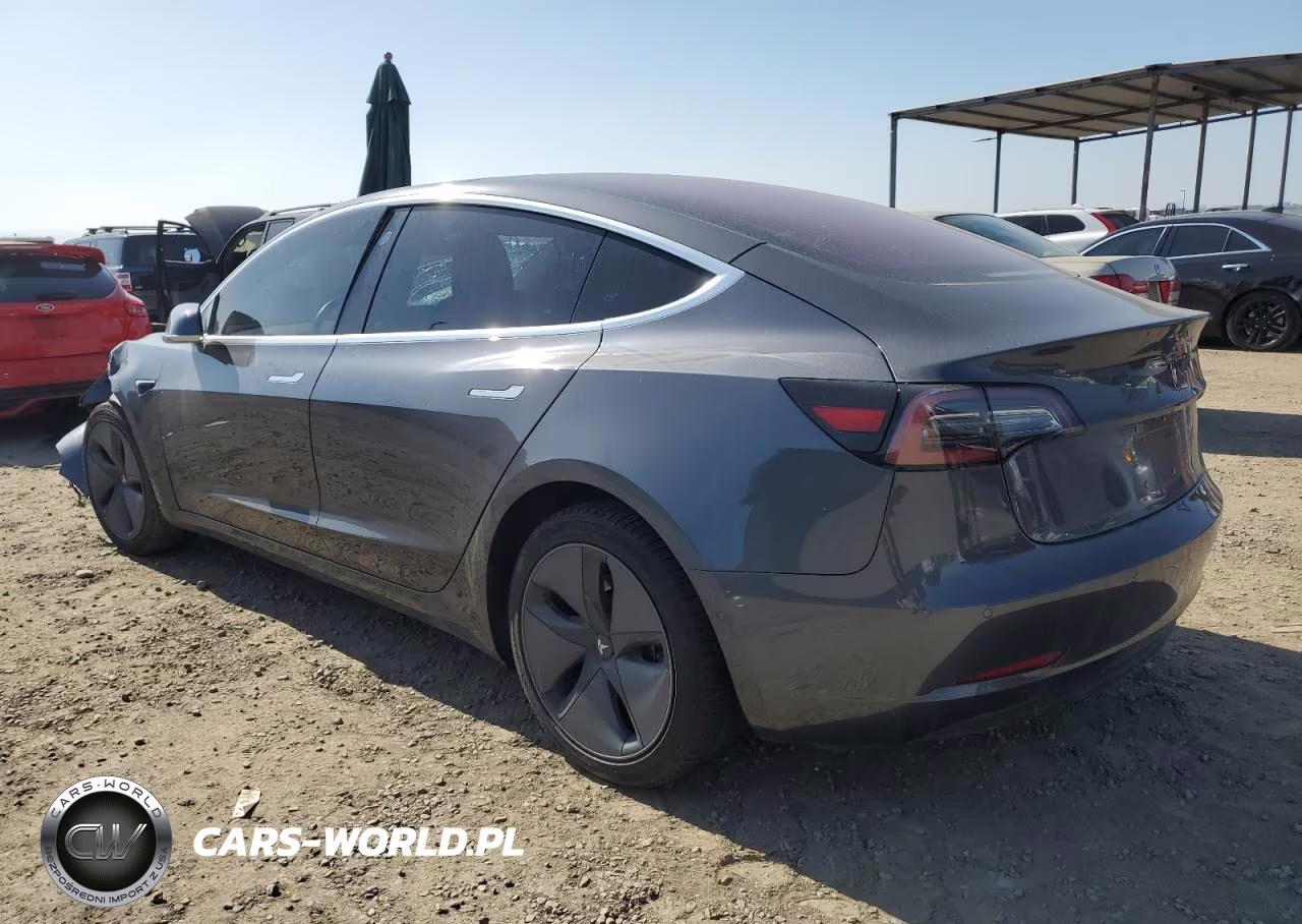 2018 Tesla Model 3 VIN:5YJ3E1EA4JF021474 - 2