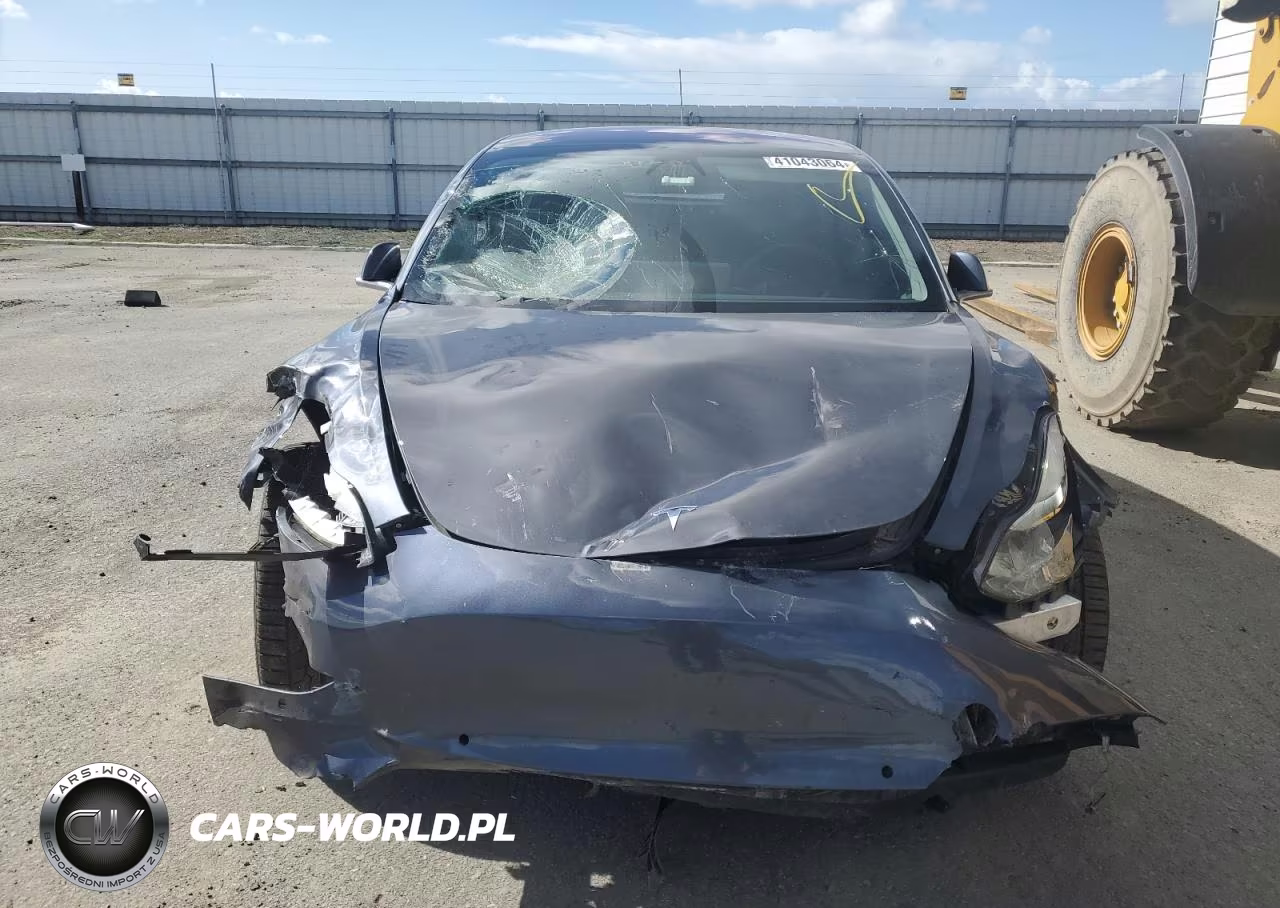 2018 Tesla Model 3 VIN:5YJ3E1EA4JF021474 - 5