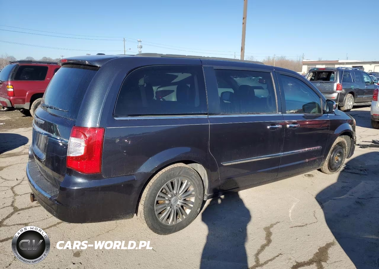 2014 Chrysler Town & Country Touring L VIN:2C4RC1CG7ER133669 - 3