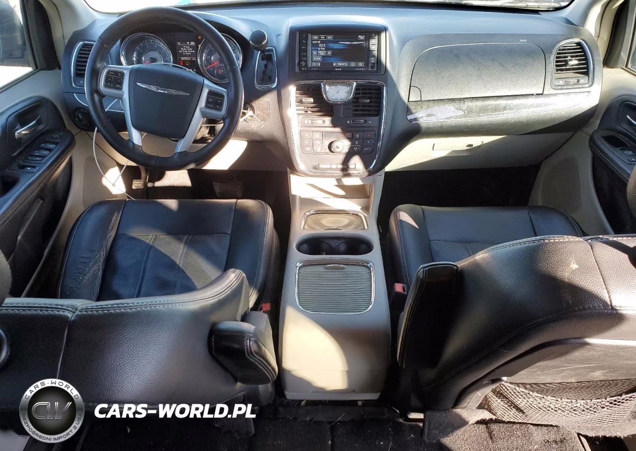 2014 Chrysler Town & Country Touring L VIN:2C4RC1CG7ER133669 - 8