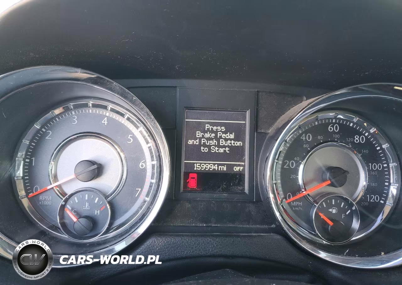 2014 Chrysler Town & Country Touring L VIN:2C4RC1CG7ER133669 - 9