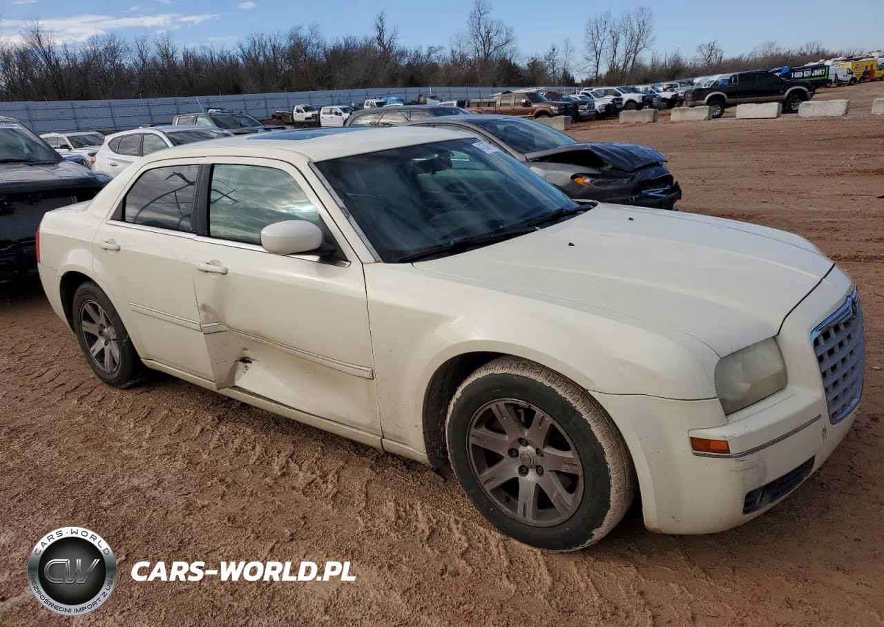 2006 Chrysler 300 Touring VIN:2C3KA53G46H530900 - 4