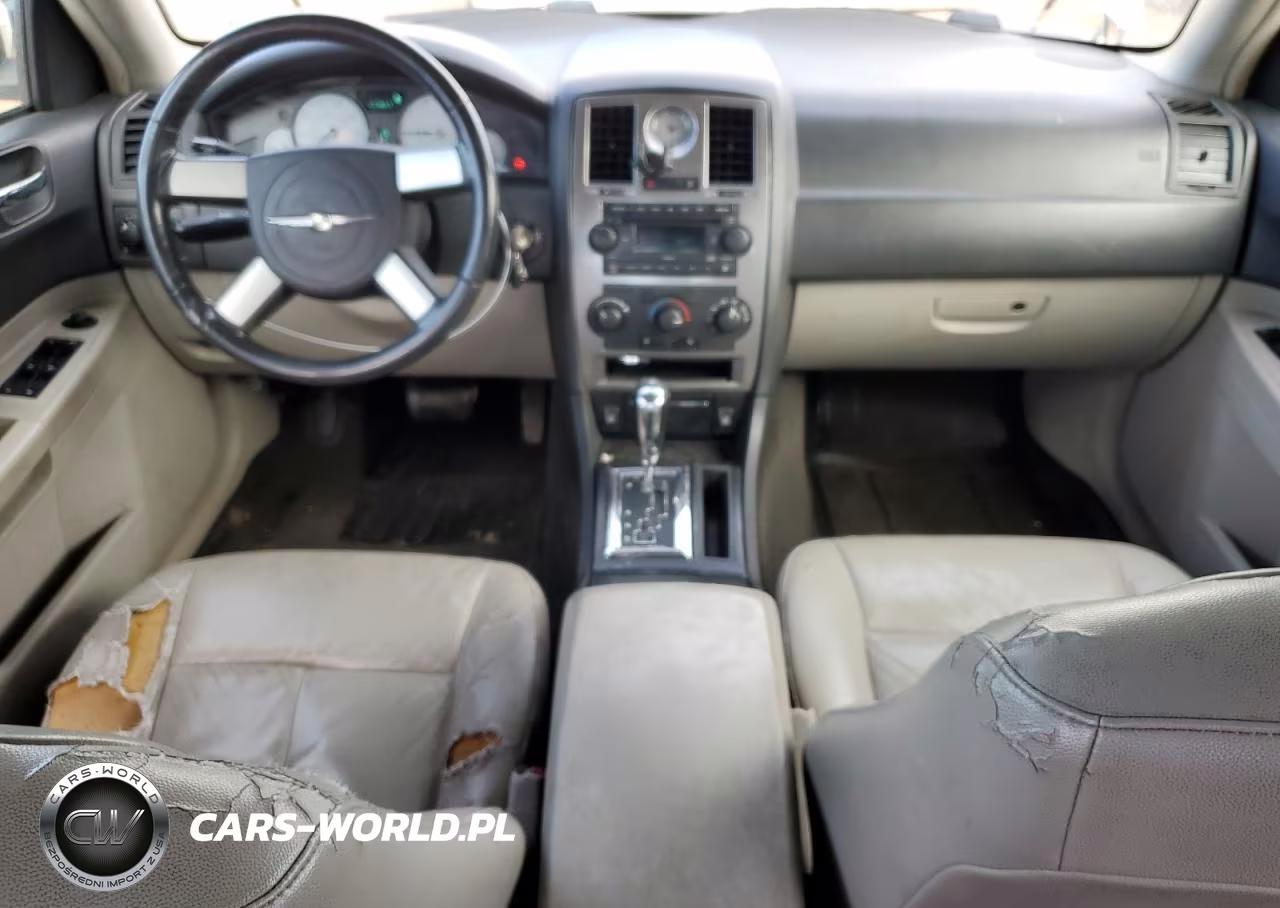 2006 Chrysler 300 Touring VIN:2C3KA53G46H530900 - 8