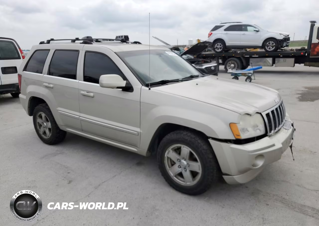 2007 Jeep Grand Cherokee Overland VIN:1J8HR68297C667300 - 4
