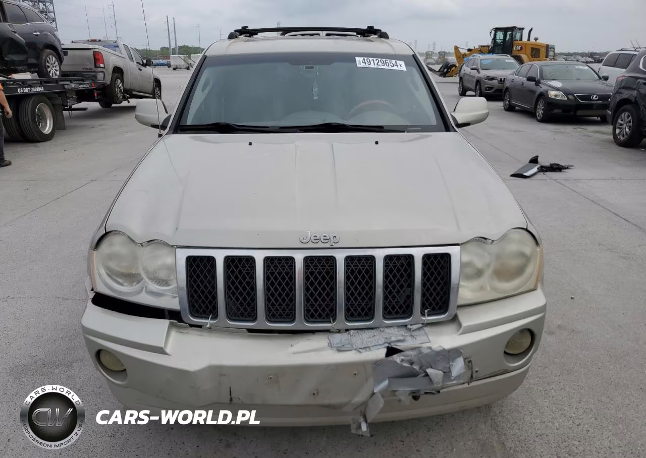 2007 Jeep Grand Cherokee Overland VIN:1J8HR68297C667300 - 5