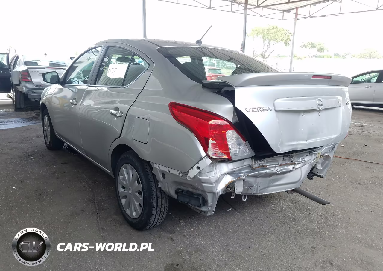 2018 Nissan Versa S VIN:3N1CN7AP2JL864347 - 3