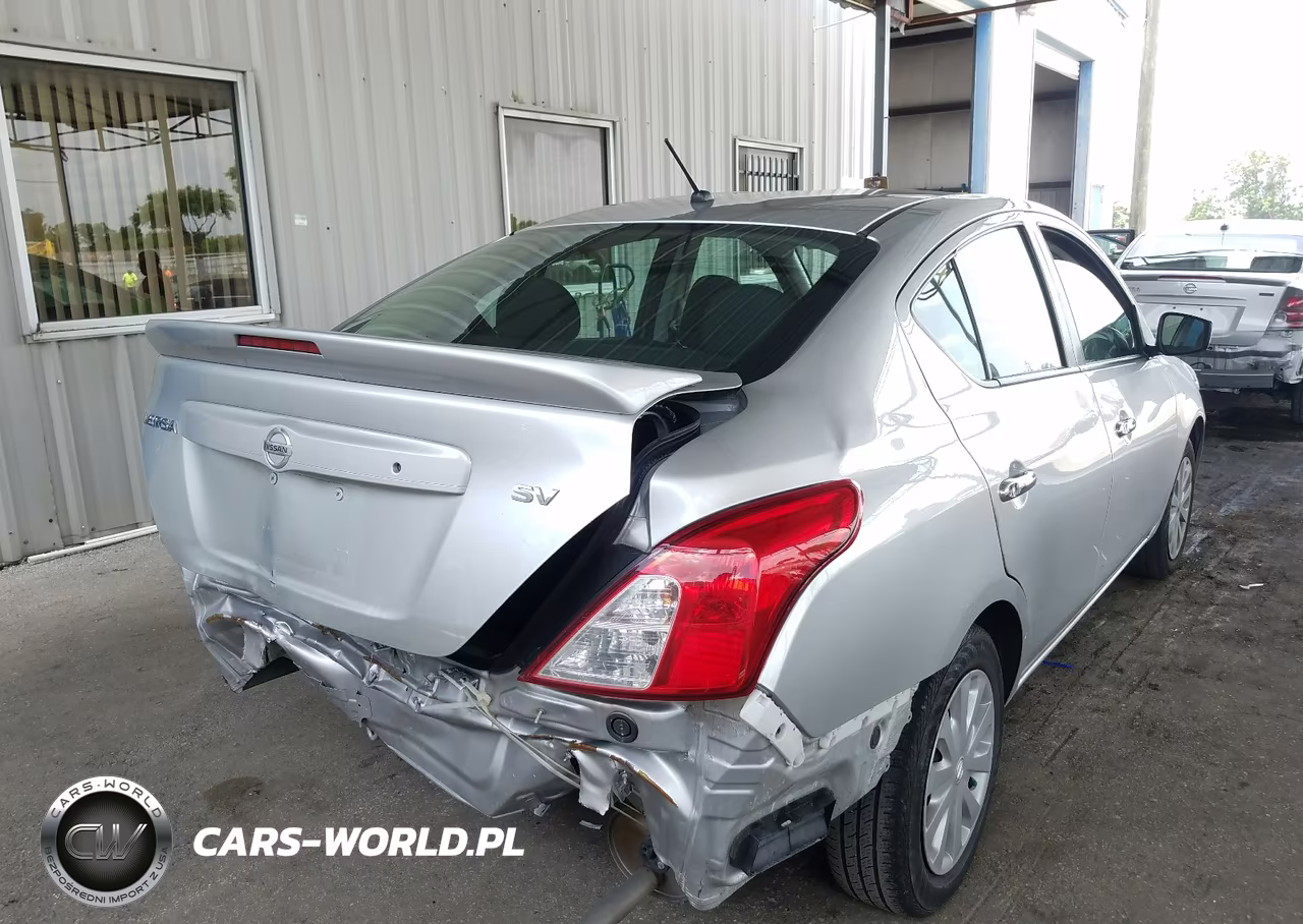 2018 Nissan Versa S VIN:3N1CN7AP2JL864347 - 4