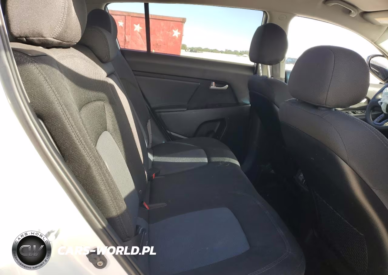 2015 Kia Sportage Lx VIN:KNDPB3AC7F7683463 - 11