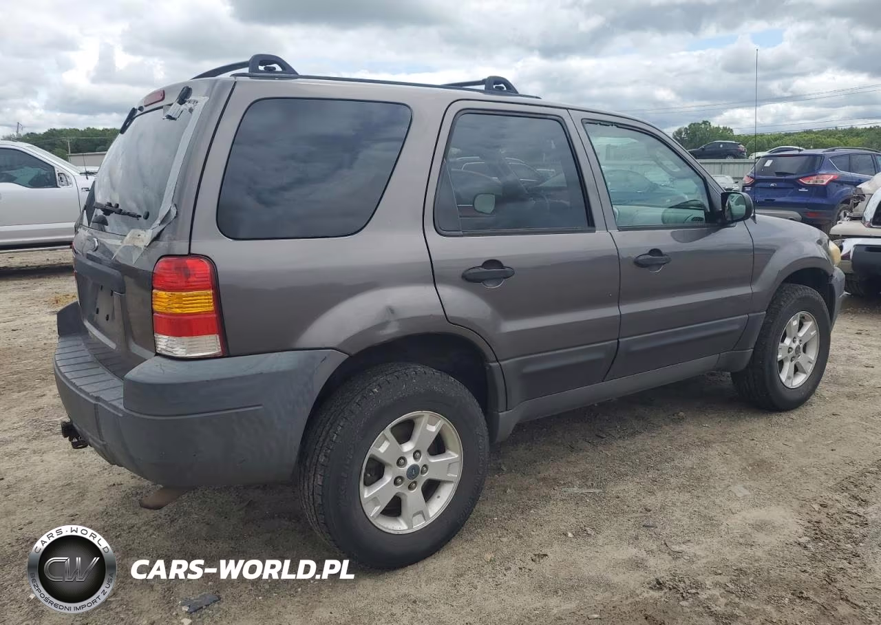 2005 Ford Escape Xlt VIN:1FMYU93125KA78870 - 3