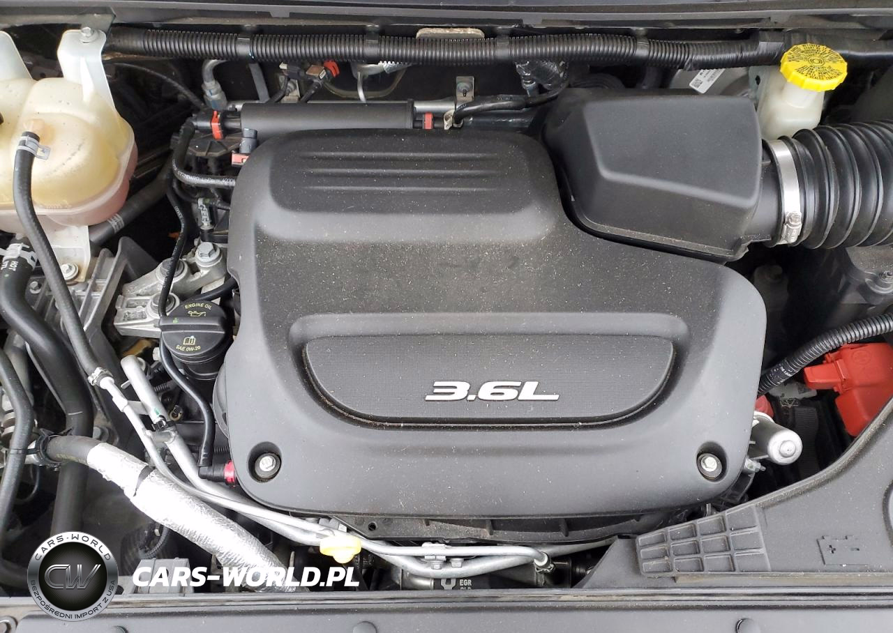 2018 Chrysler Pacifica Touring L Plus VIN:2C4RC1EGXJR350267 - 12
