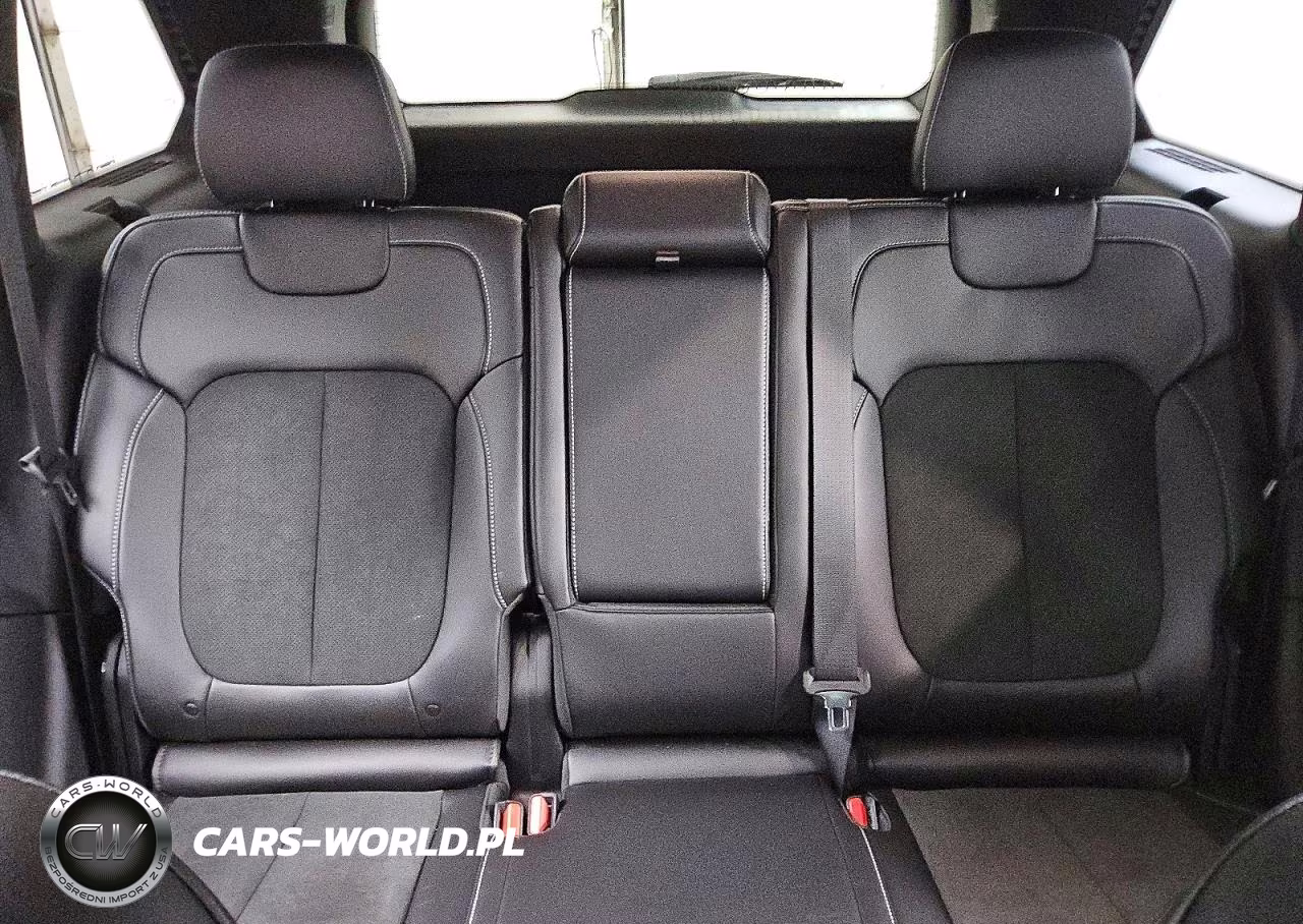2025 Jeep Grand Cherokee Laredo VIN:1C4RJHAG8SC362206 - 10