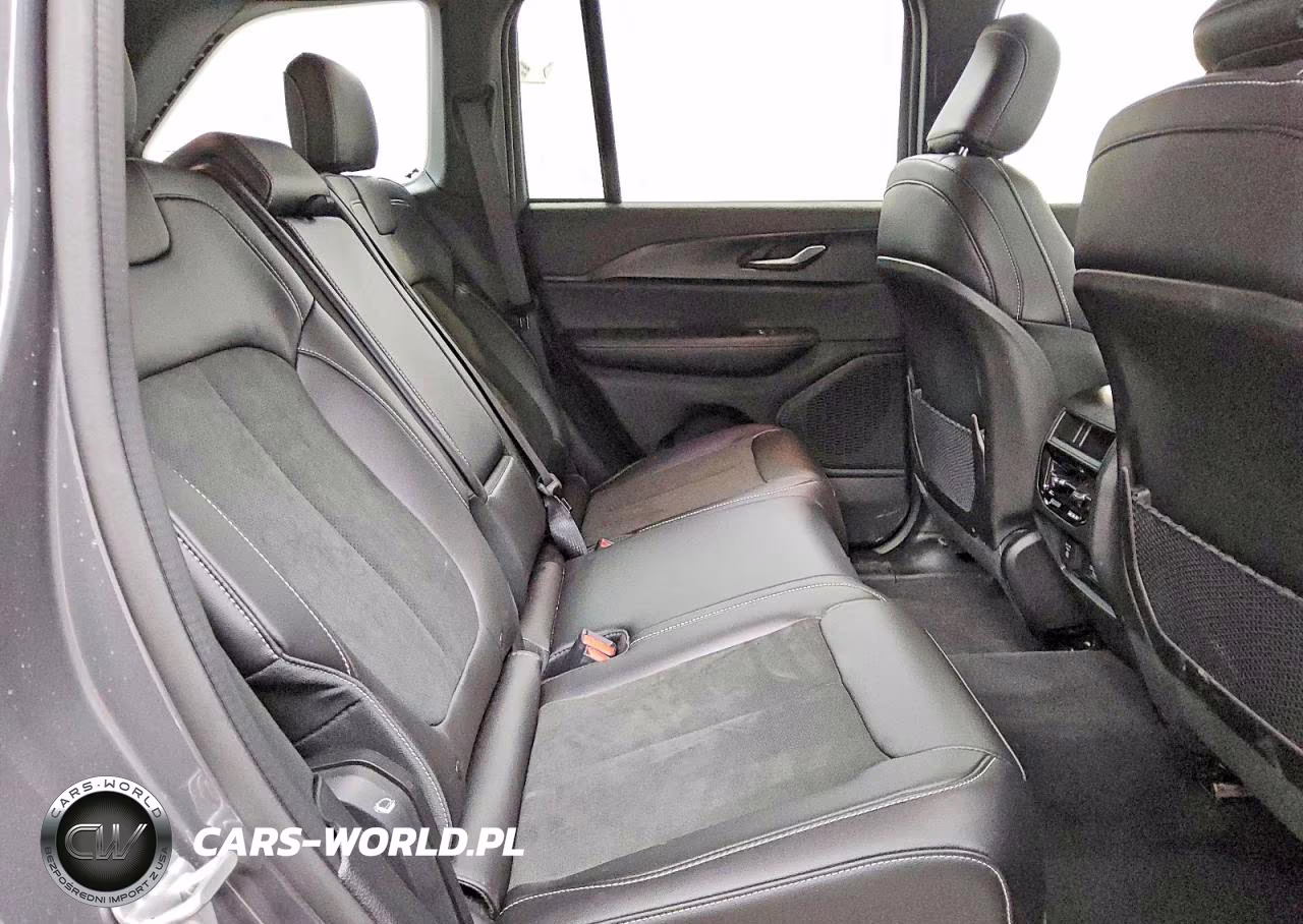 2025 Jeep Grand Cherokee Laredo VIN:1C4RJHAG8SC362206 - 11