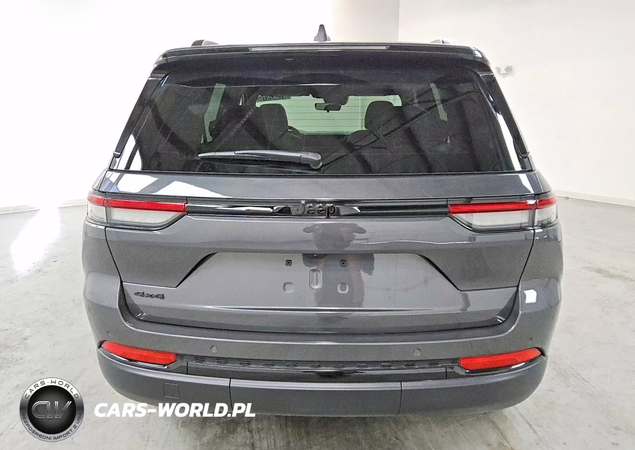 2025 Jeep Grand Cherokee Laredo VIN:1C4RJHAG8SC362206 - 6