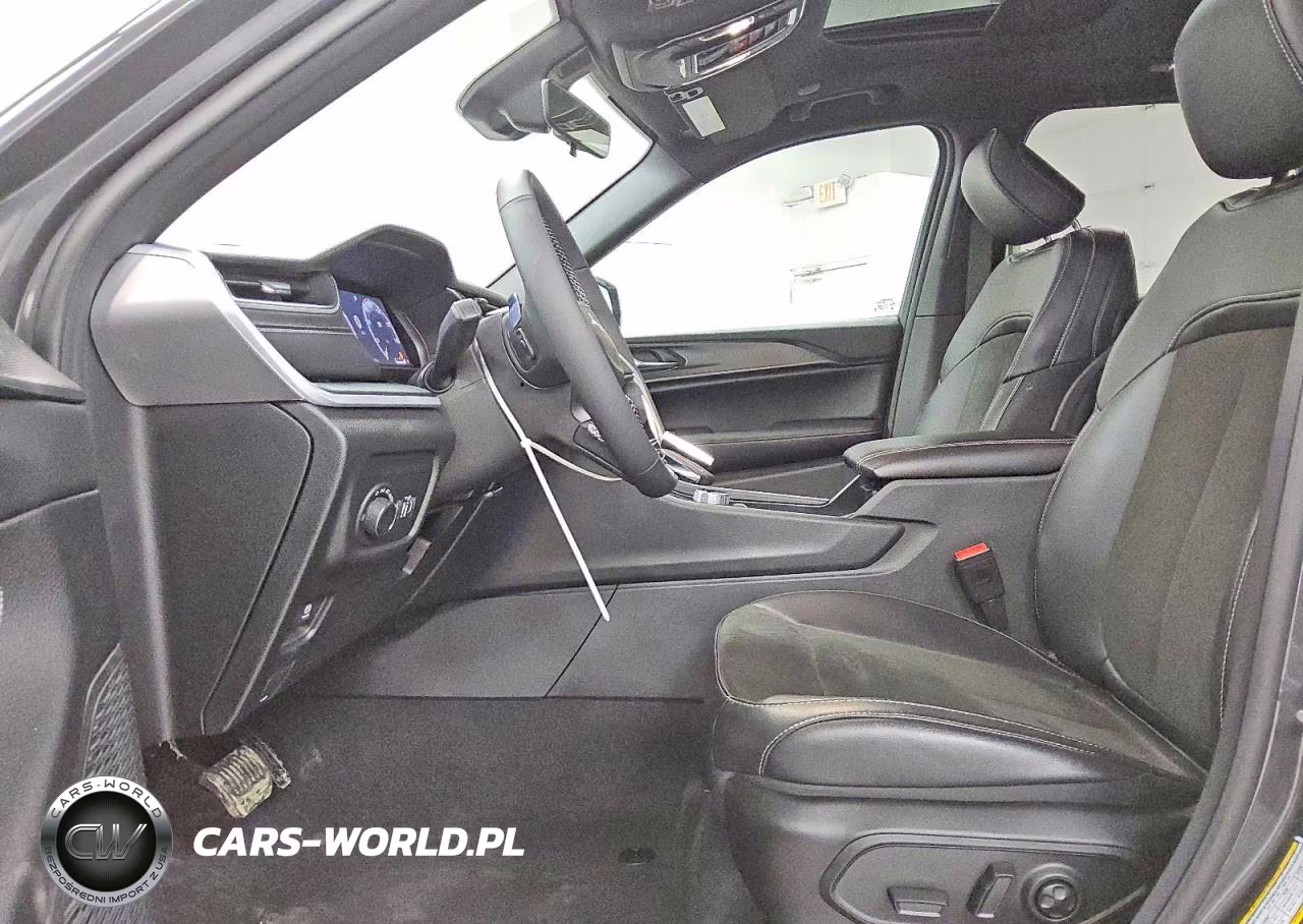 2025 Jeep Grand Cherokee Laredo VIN:1C4RJHAG8SC362206 - 7