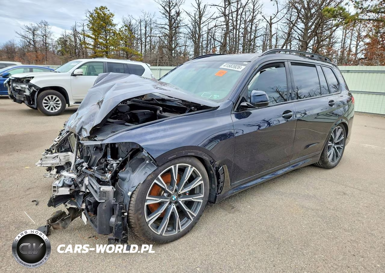 Główne zdjęcie 2021 BMW X7 M50I