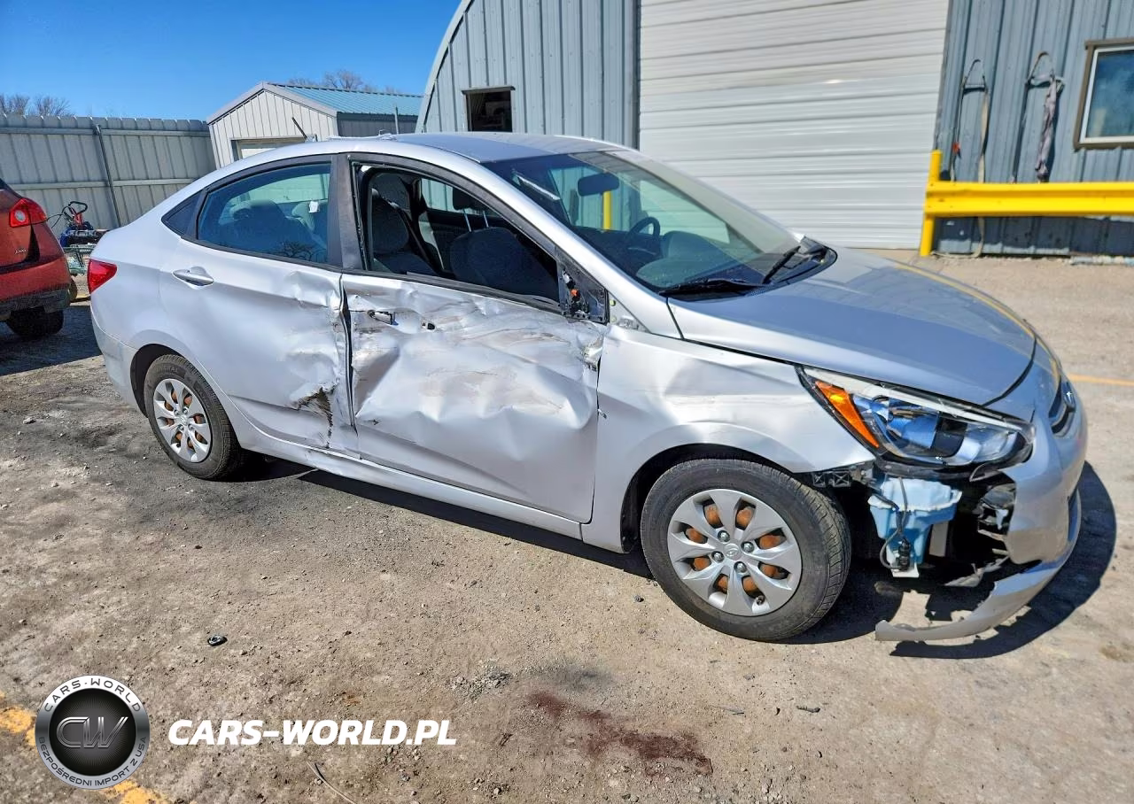 2017 Hyundai Accent Se VIN:KMHCT4AE8HU219519 - 4