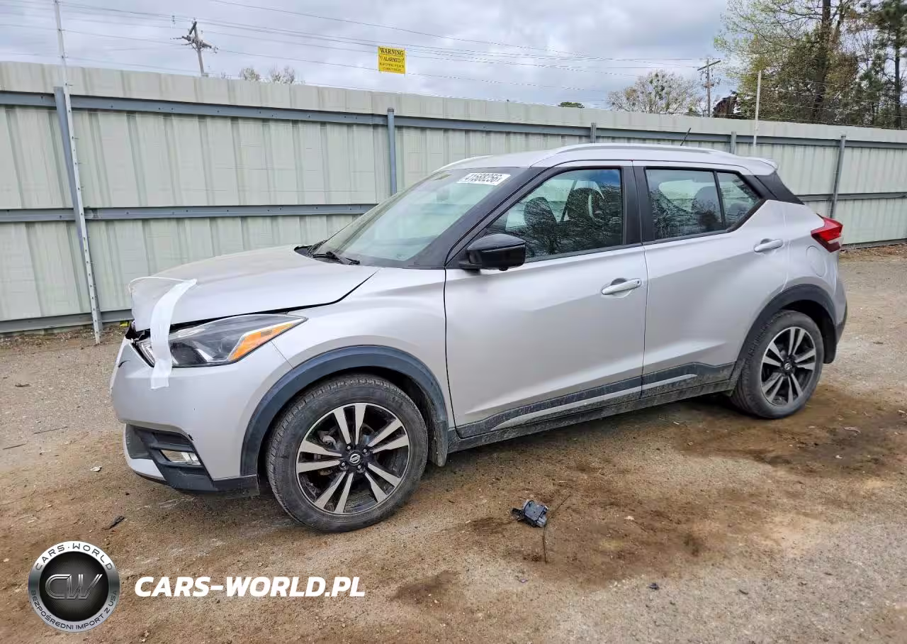 2019 Nissan Kicks Sr