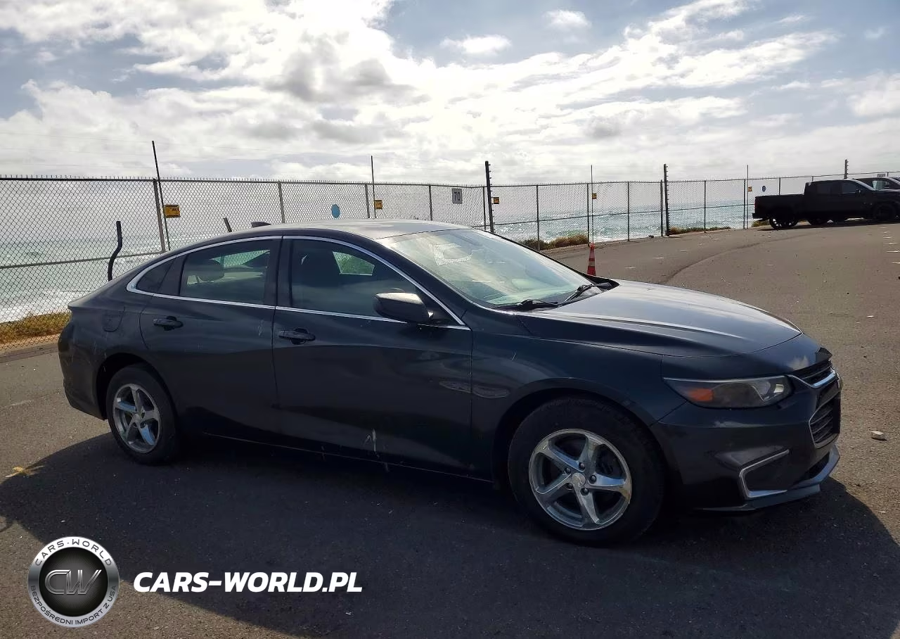 2017 Chevrolet Malibu Ls VIN:1G1ZB5ST2HF241632 - 4
