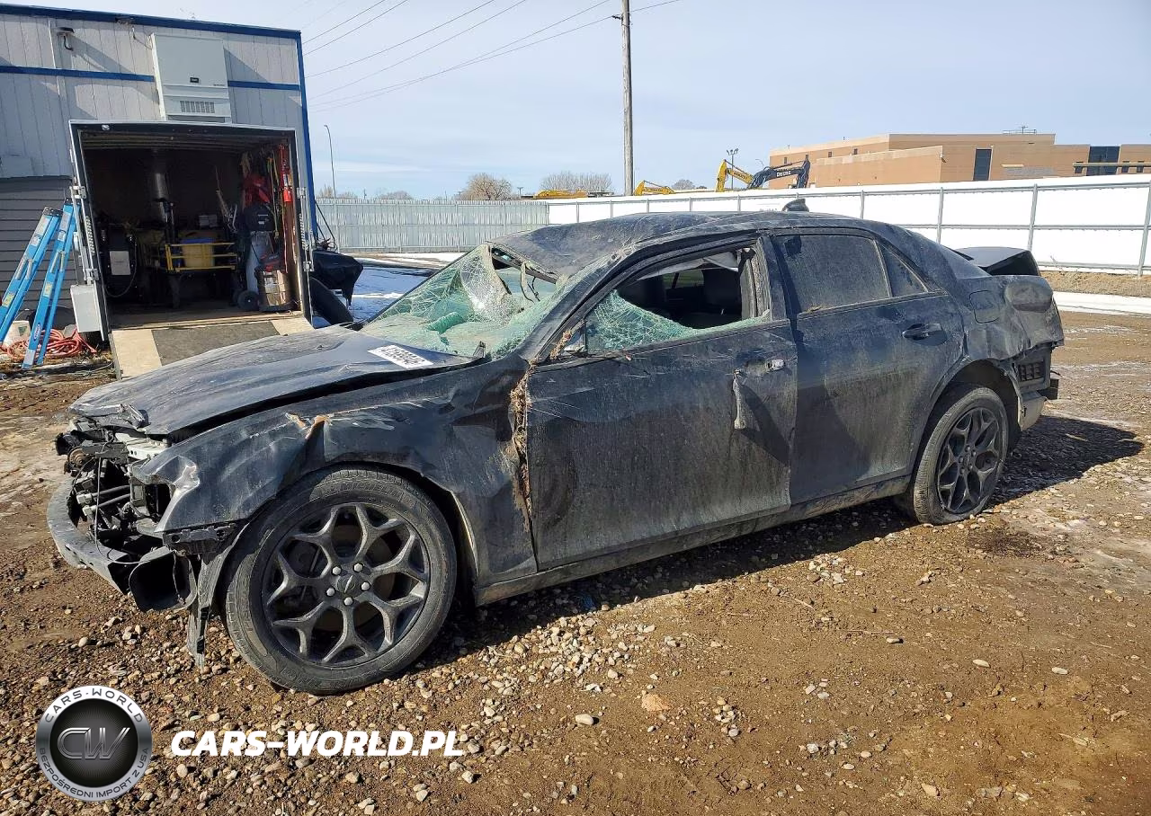 2019 Chrysler 300 S – zdjęcie 1 z 13