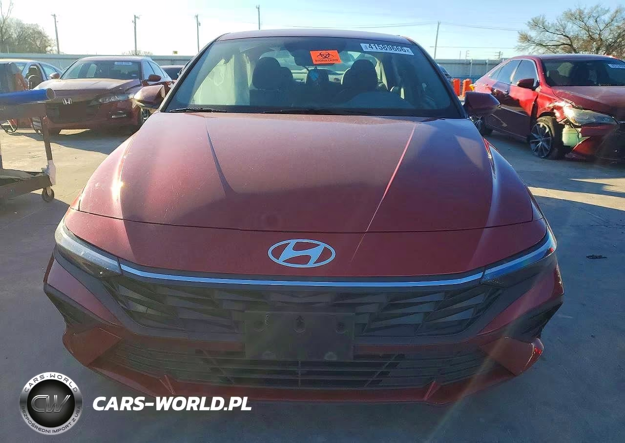 2025 Hyundai Elantra VIN:KMHLM4DJXSU174001 - 5