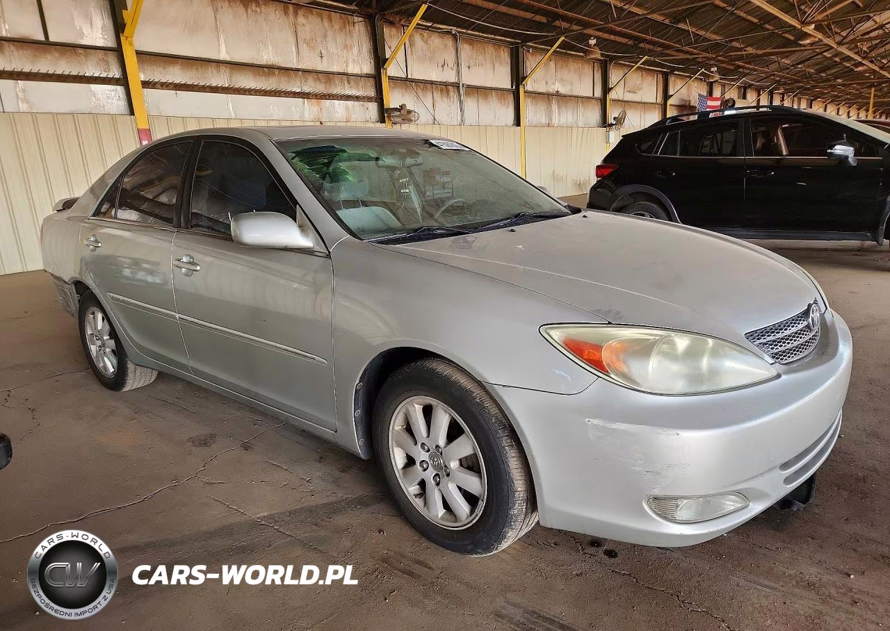 2003 Toyota Camry Xle V6 VIN:4T1BF32K83U551289 - 4