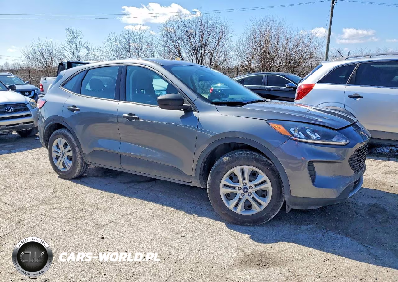 2021 Ford Escape S VIN:1FMCU9F66MUA99497 - 4