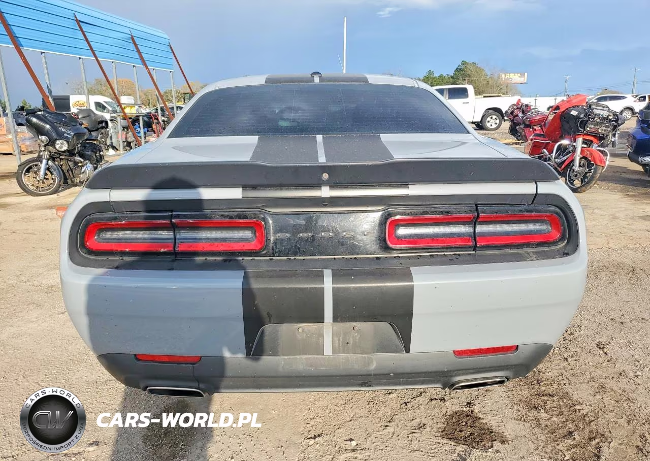 2020 Dodge Challenger Sxt VIN:2C3CDZAG6LH240286 - 6