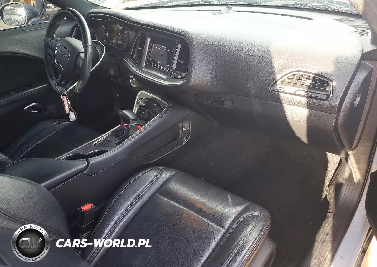 2020 Dodge Challenger Sxt VIN:2C3CDZAG6LH240286 - 8