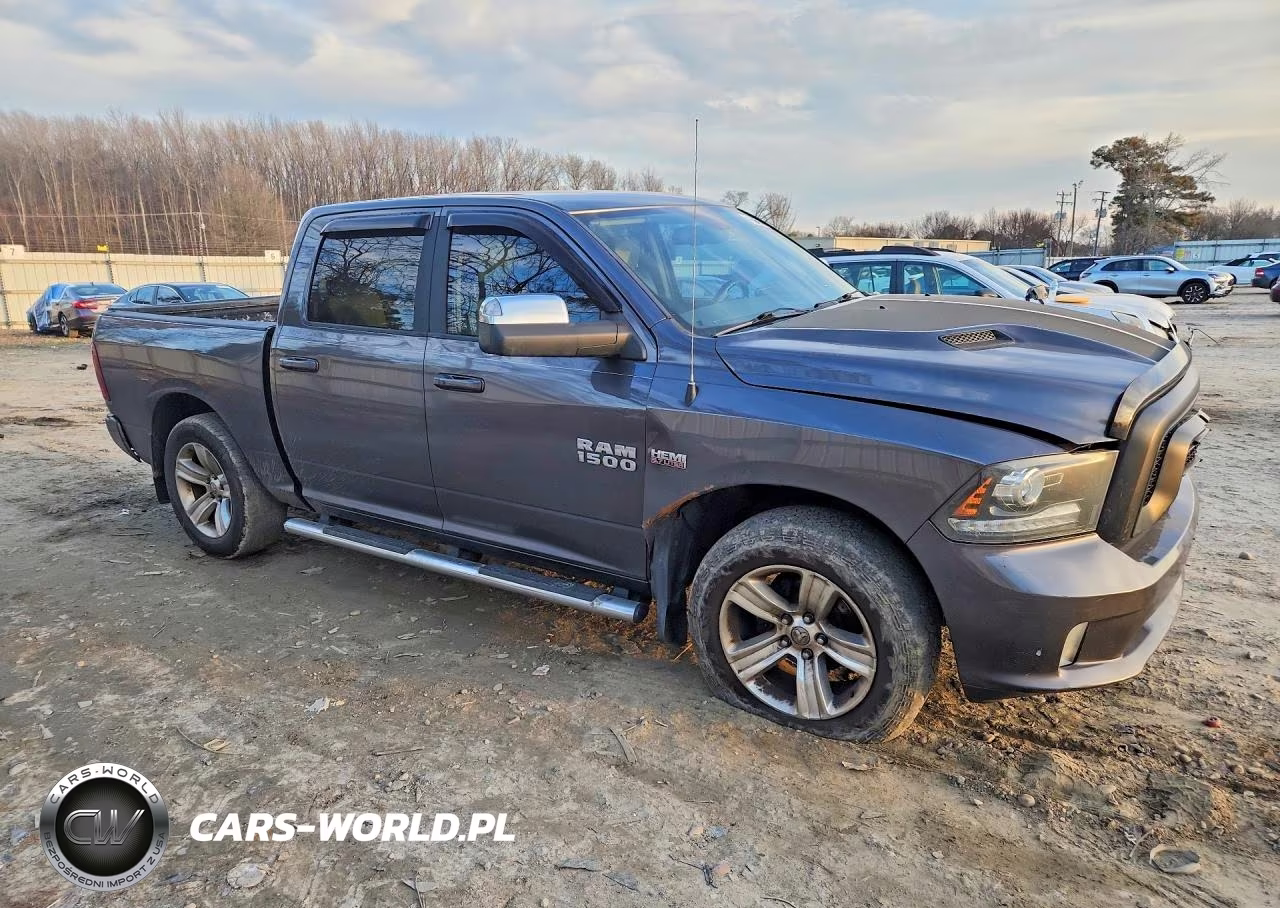 2014 Ram 1500 Sport VIN:1C6RR7MT3ES395336 - 4