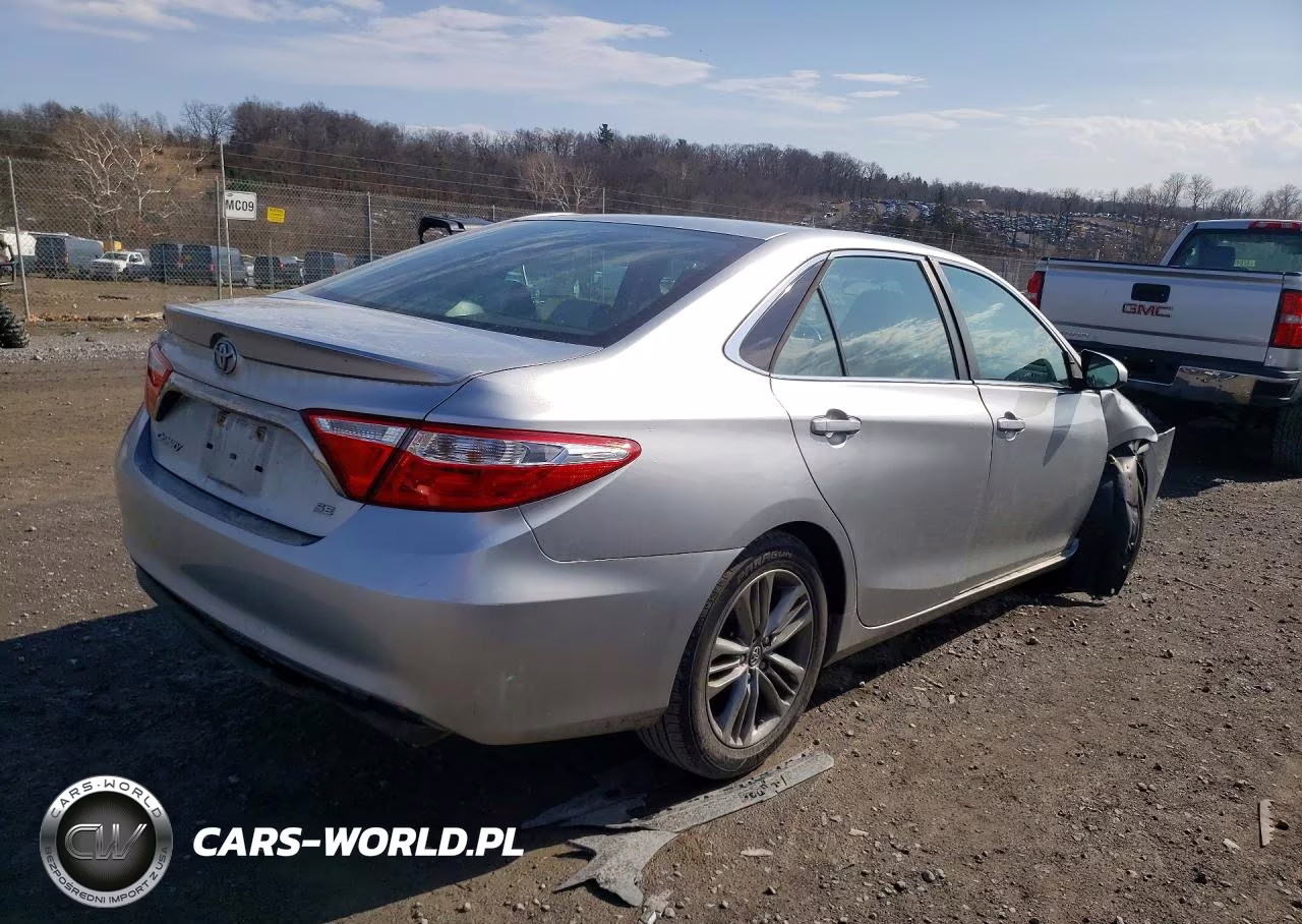 2017 Toyota Camry Se VIN:4T1BF1FKXHU287336 - 3
