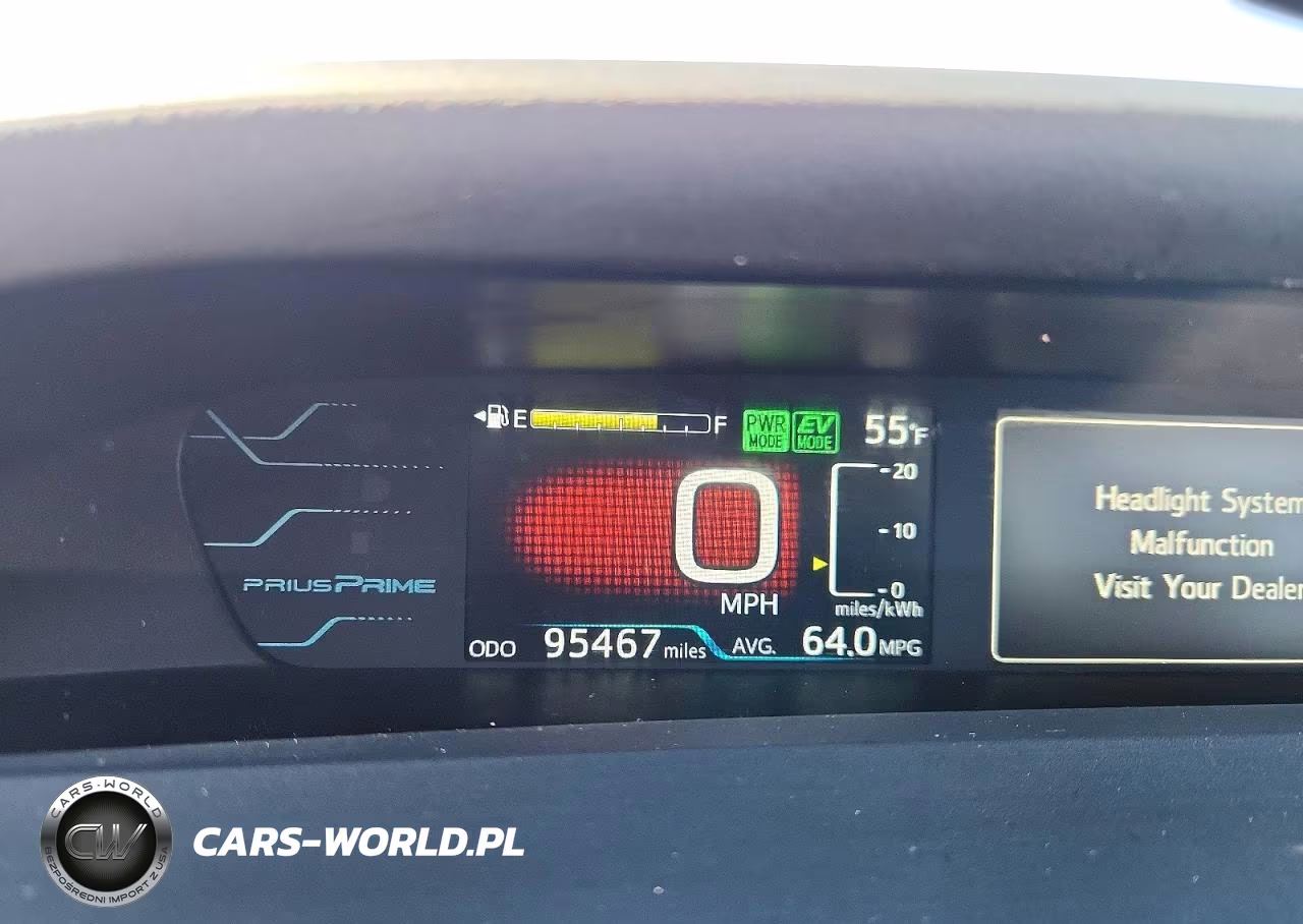 2017 Toyota Prius Prime Plus VIN:JTDKARFP6H3013313 - 9