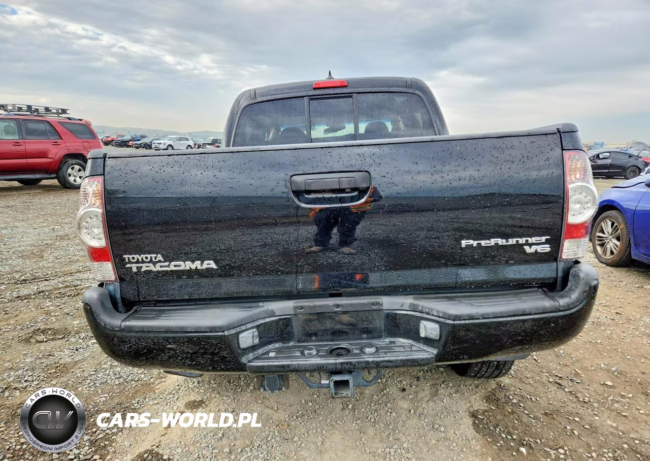 2015 Toyota Tacoma Prerunner V6 VIN:3TMJU4GN9FM183874 - 6