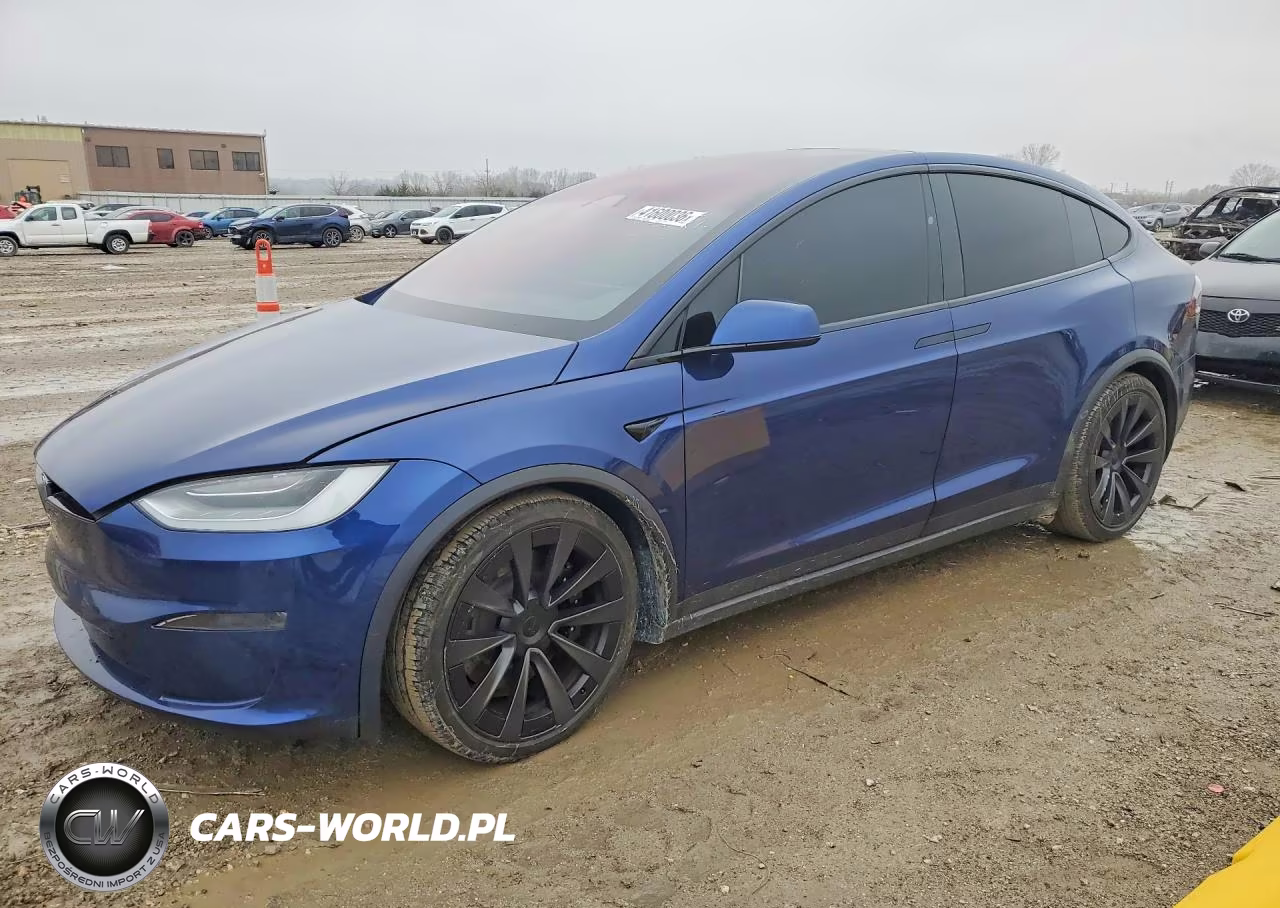 2022 Tesla Model X VIN:7SAXCBE56NF331375 - 1