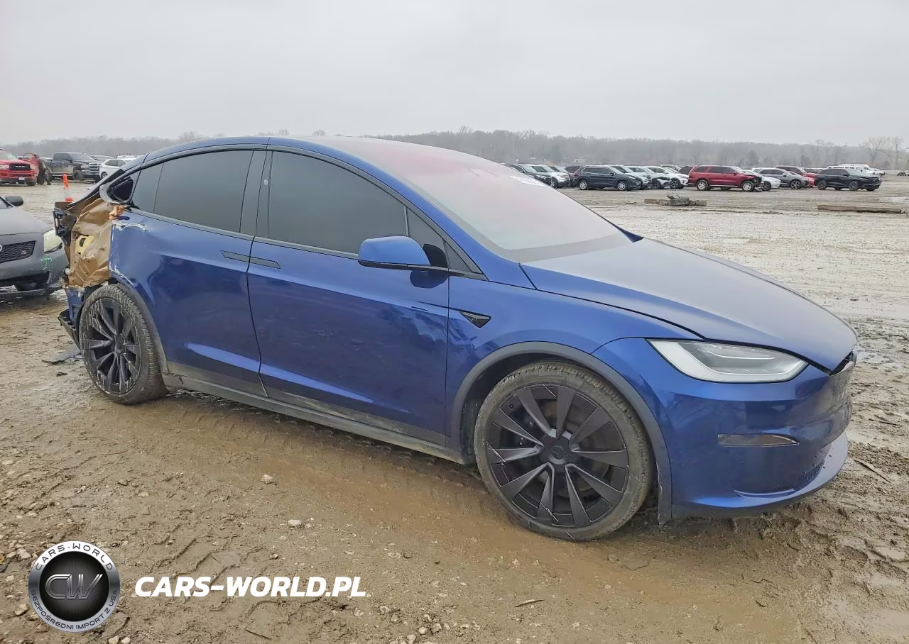 2022 Tesla Model X VIN:7SAXCBE56NF331375 - 4