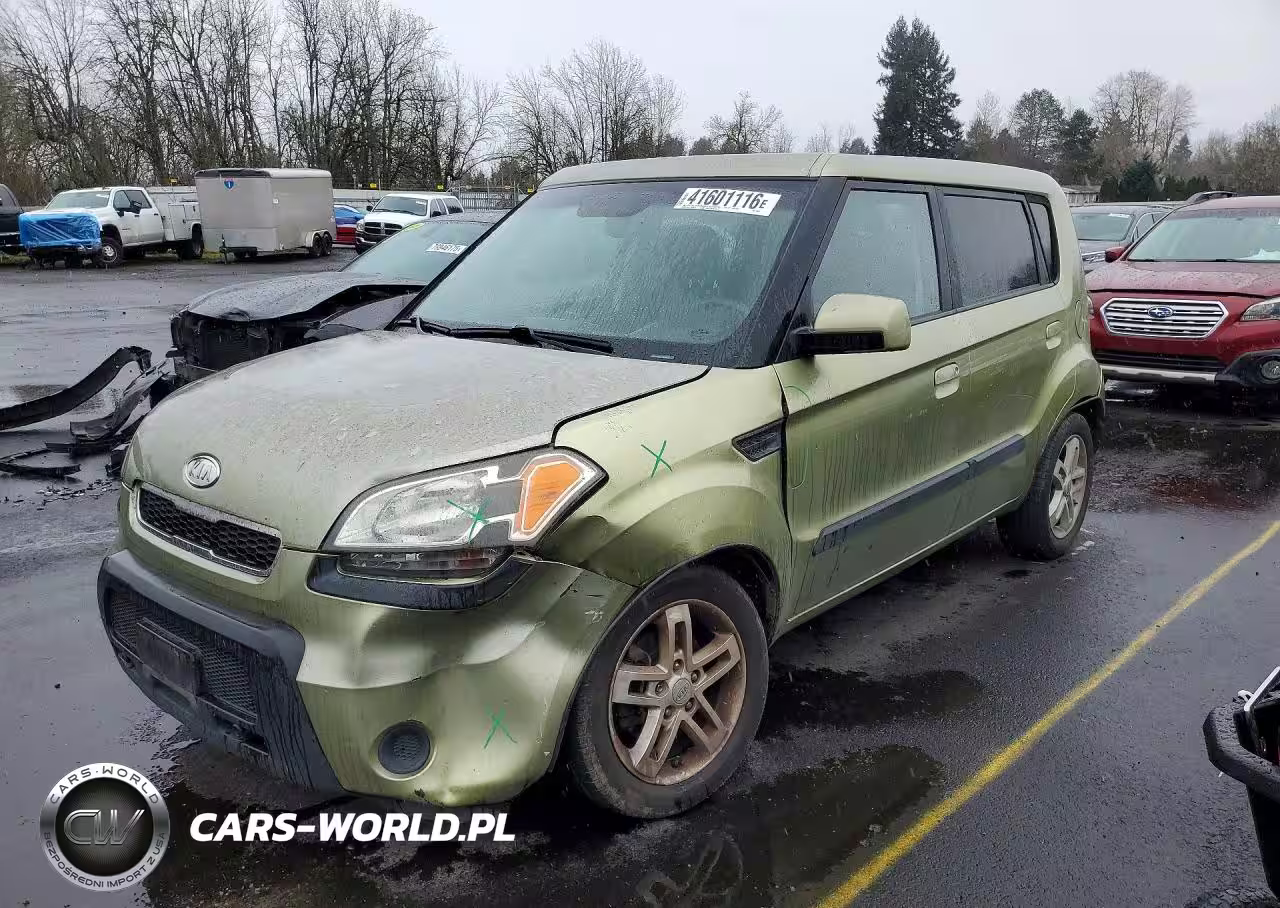 2010 Kia Soul +