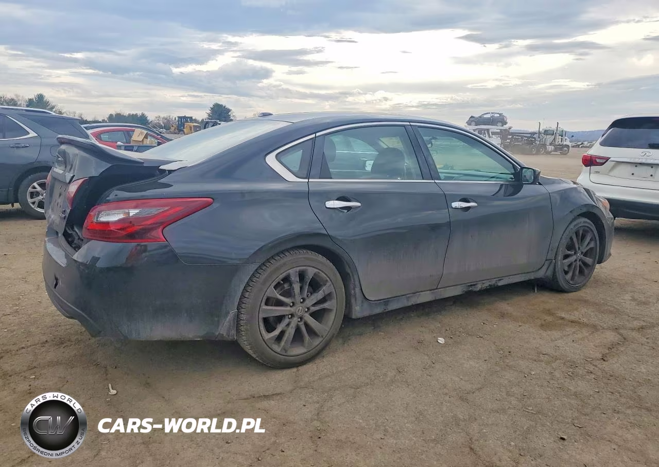 2018 Nissan Altima 2.5 Sr VIN:1N4AL3AP1JC223274 - 3