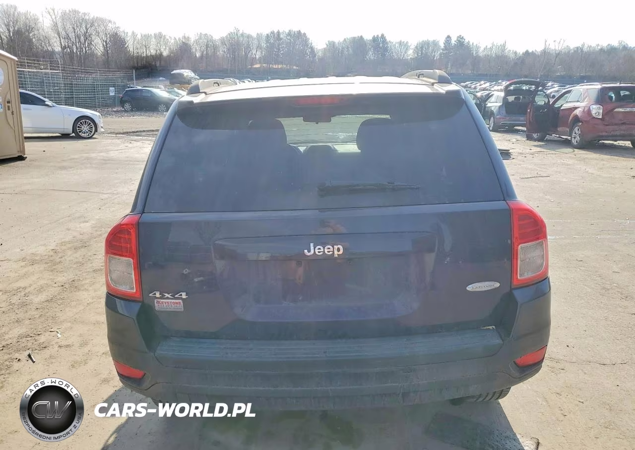2013 Jeep Compass Latitude VIN:1C4NJDEB8DD207612 - 6