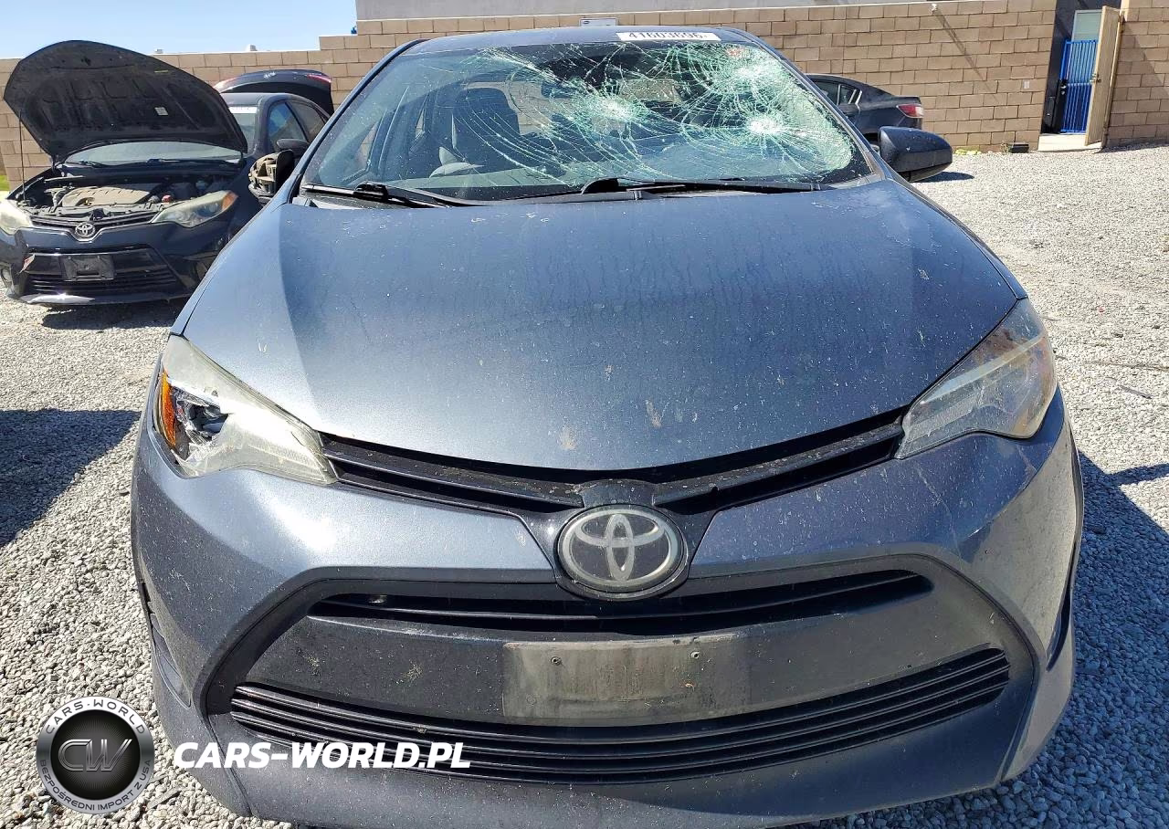 2017 Toyota Corolla L VIN:5YFBURHEXHP709800 - 5