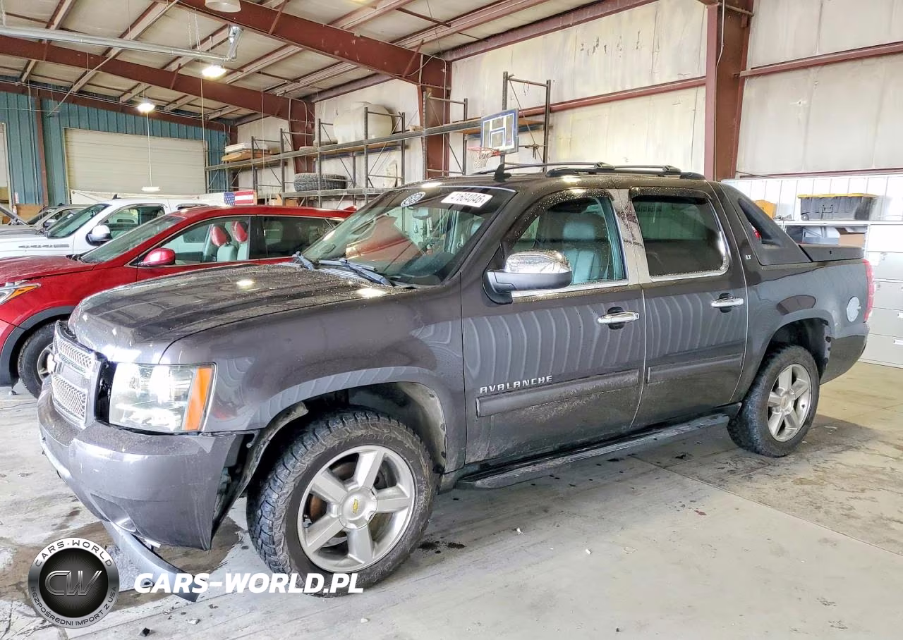 2011 Chevrolet Avalanche Lt – zdjęcie 1 z 12