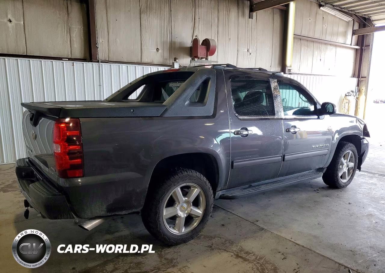 2011 Chevrolet Avalanche Lt VIN:3GNTKFE37BG291020 - 3