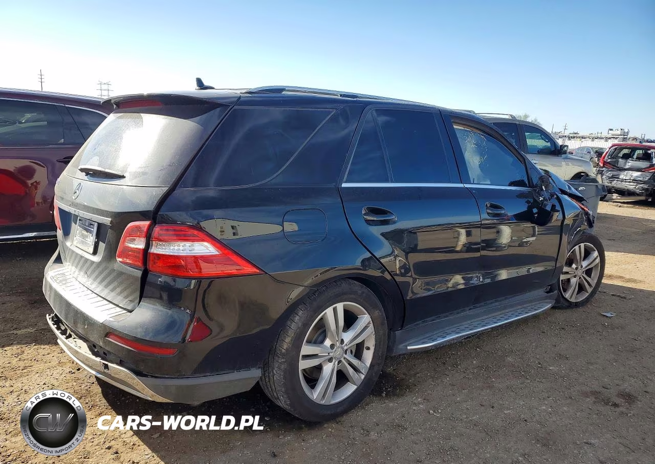 2015 Mercedes-Benz Ml VIN:4JGDA5JB8FA496210 - 3